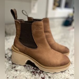 Women’s Sorel Hi-Line Heel Chelsea Boot